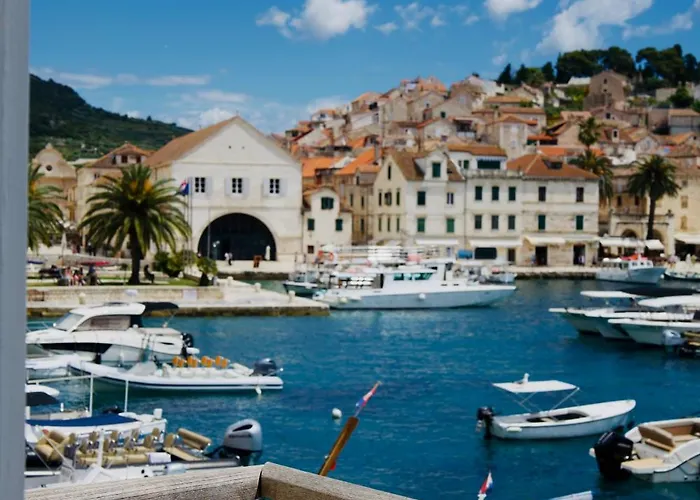 Hvar Riva Rooms