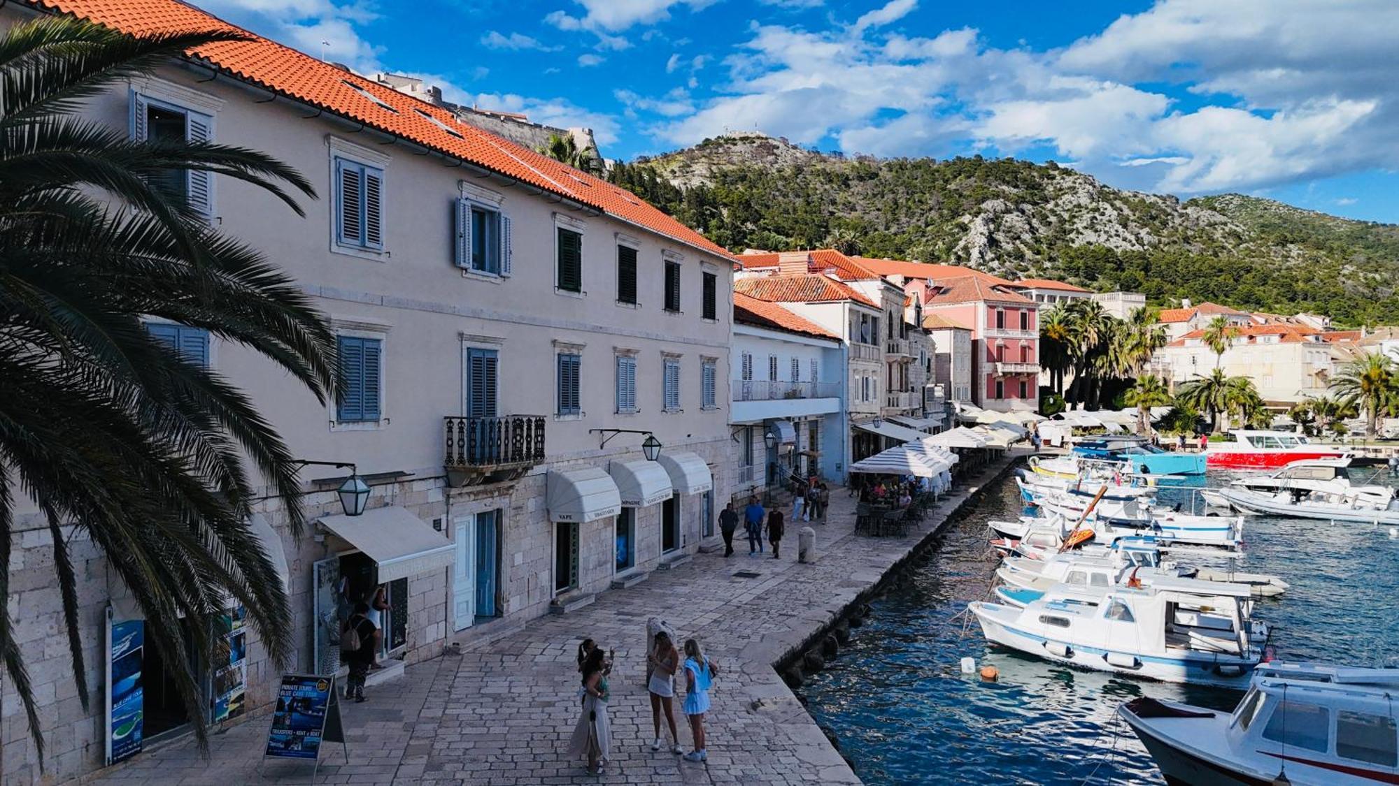 Hvar Riva Appartement *